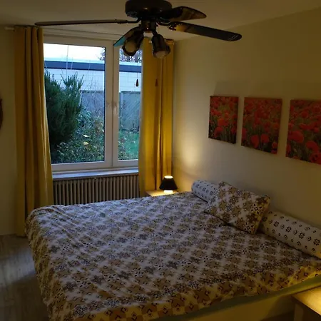 Ruhiges Haus Mit Privatem Garten